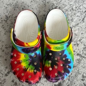 Tye dye crocs size 6